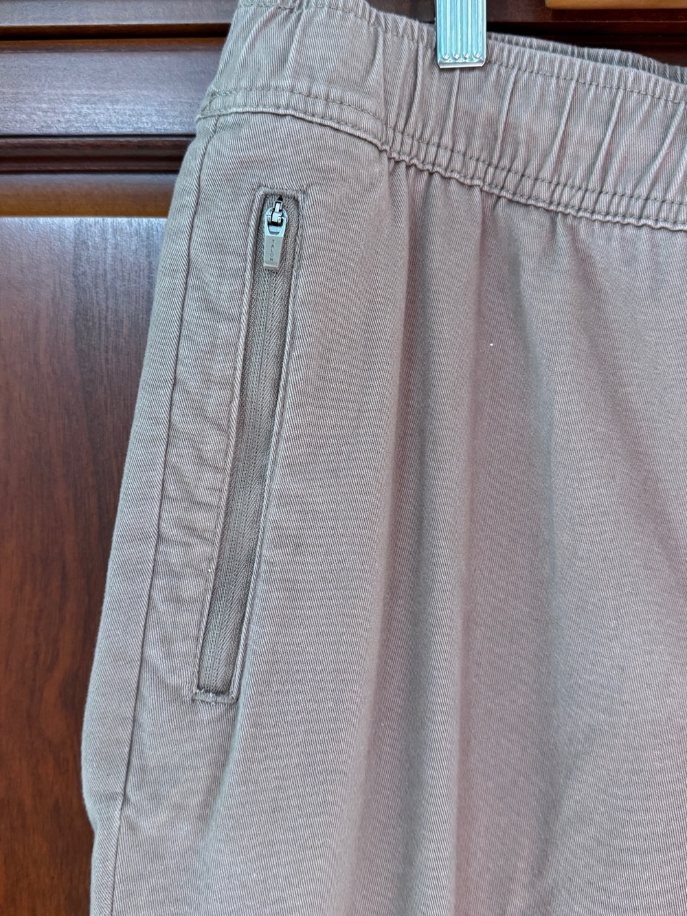 Eddie Bauer Casual Elastic-Waist Pants in Taupe - Picture 2 of 9